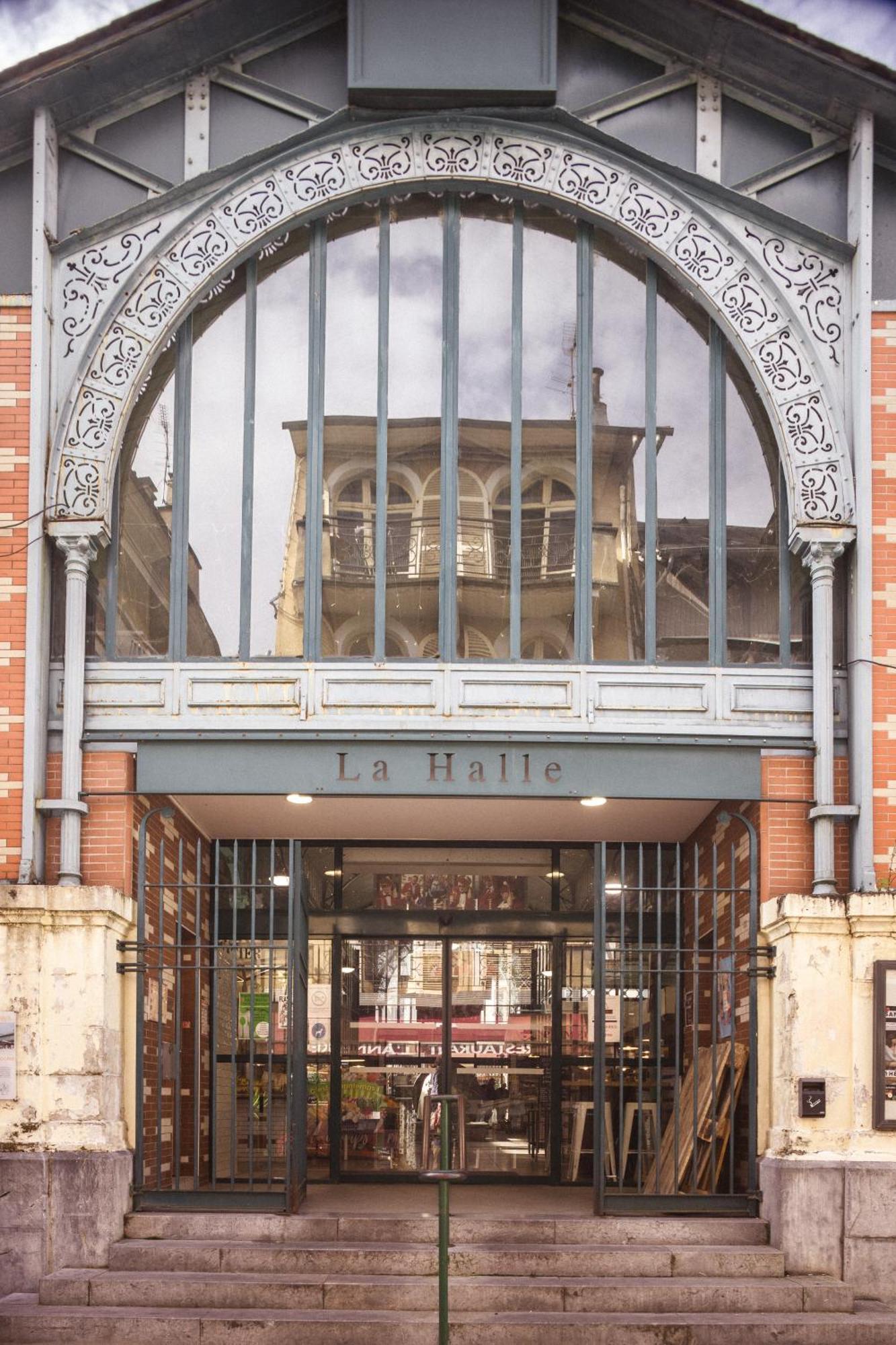 Le Clos Du 5 - Appart Hotel Bagneres Exterior photo